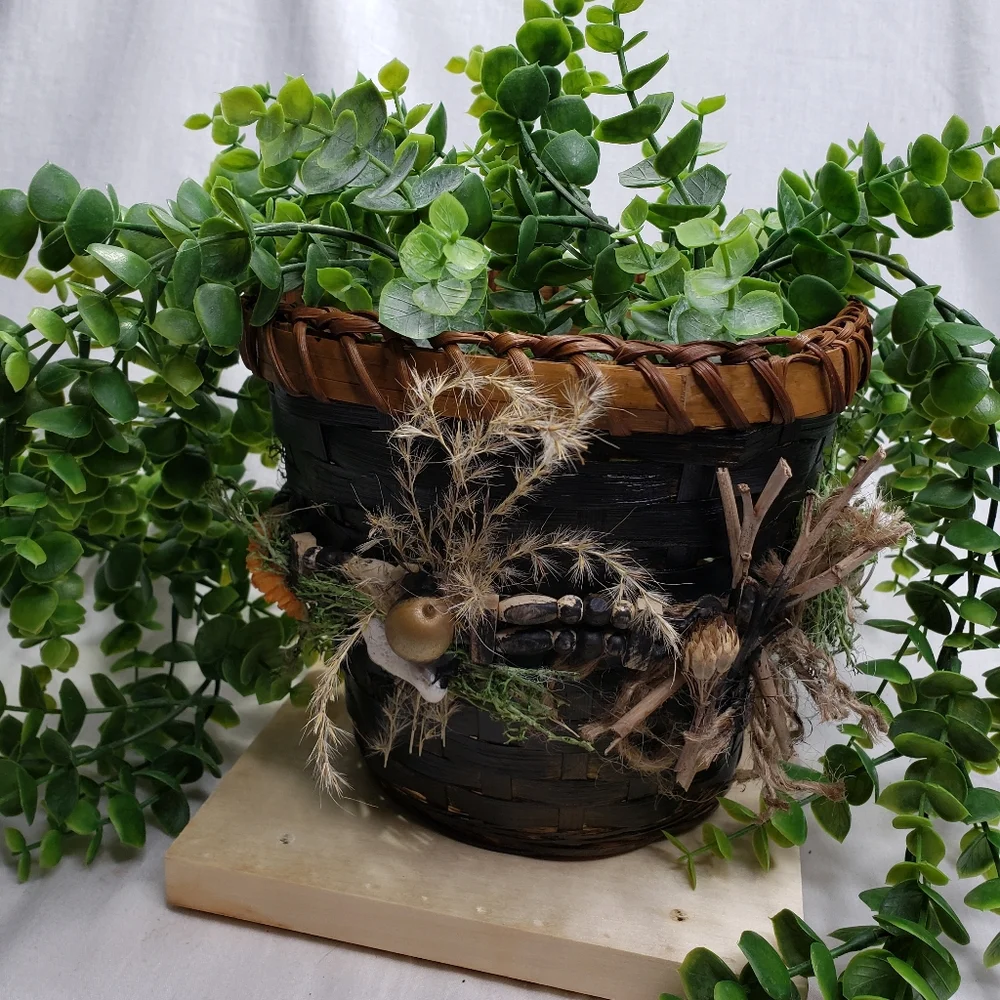 Handcrafted Accented Wicker Planter Basket Coral Floral Beads